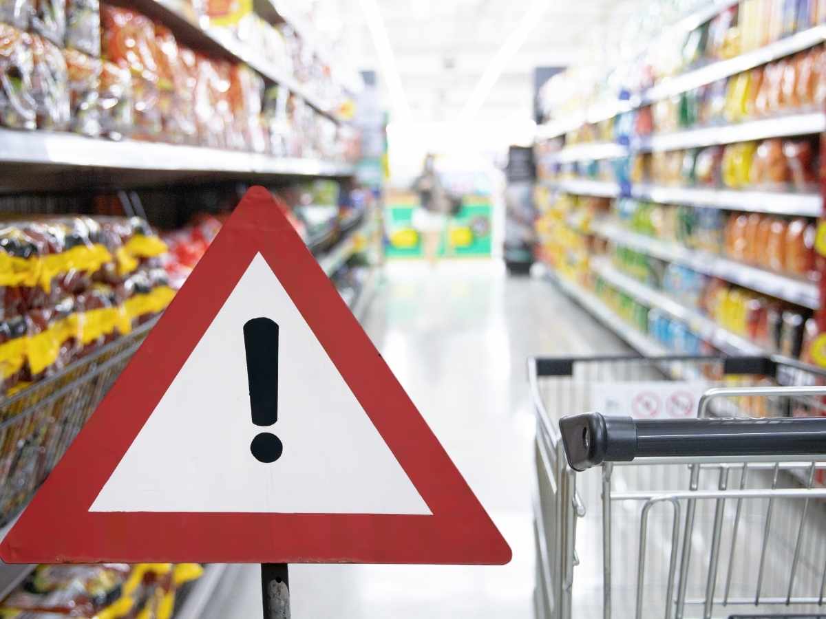 Supermercato carrello simbolo attenzione